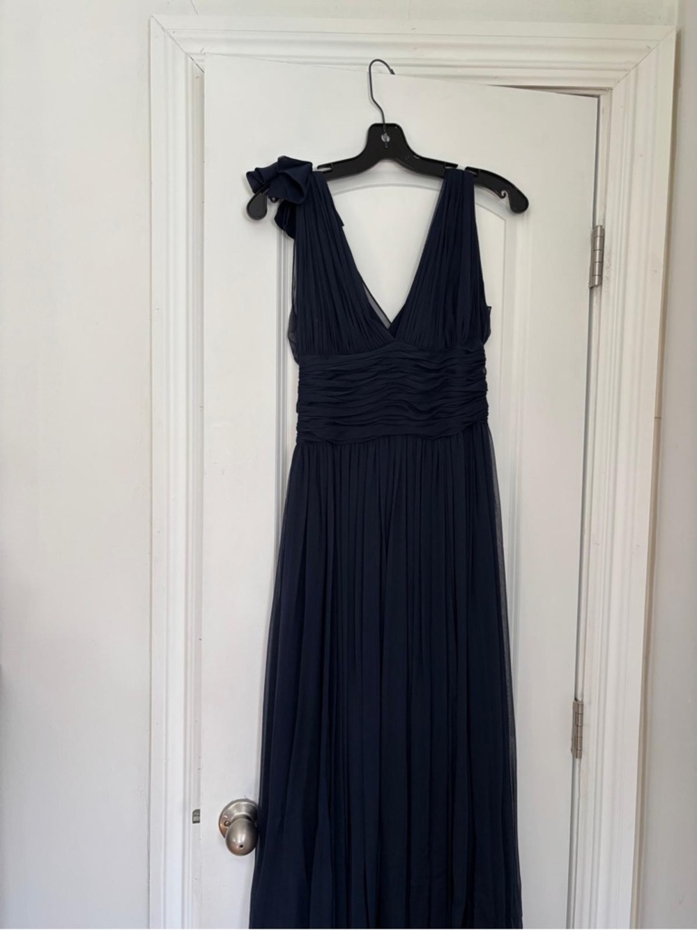 Badgley Mischka Elegant Navy V-Neck Evening Dress